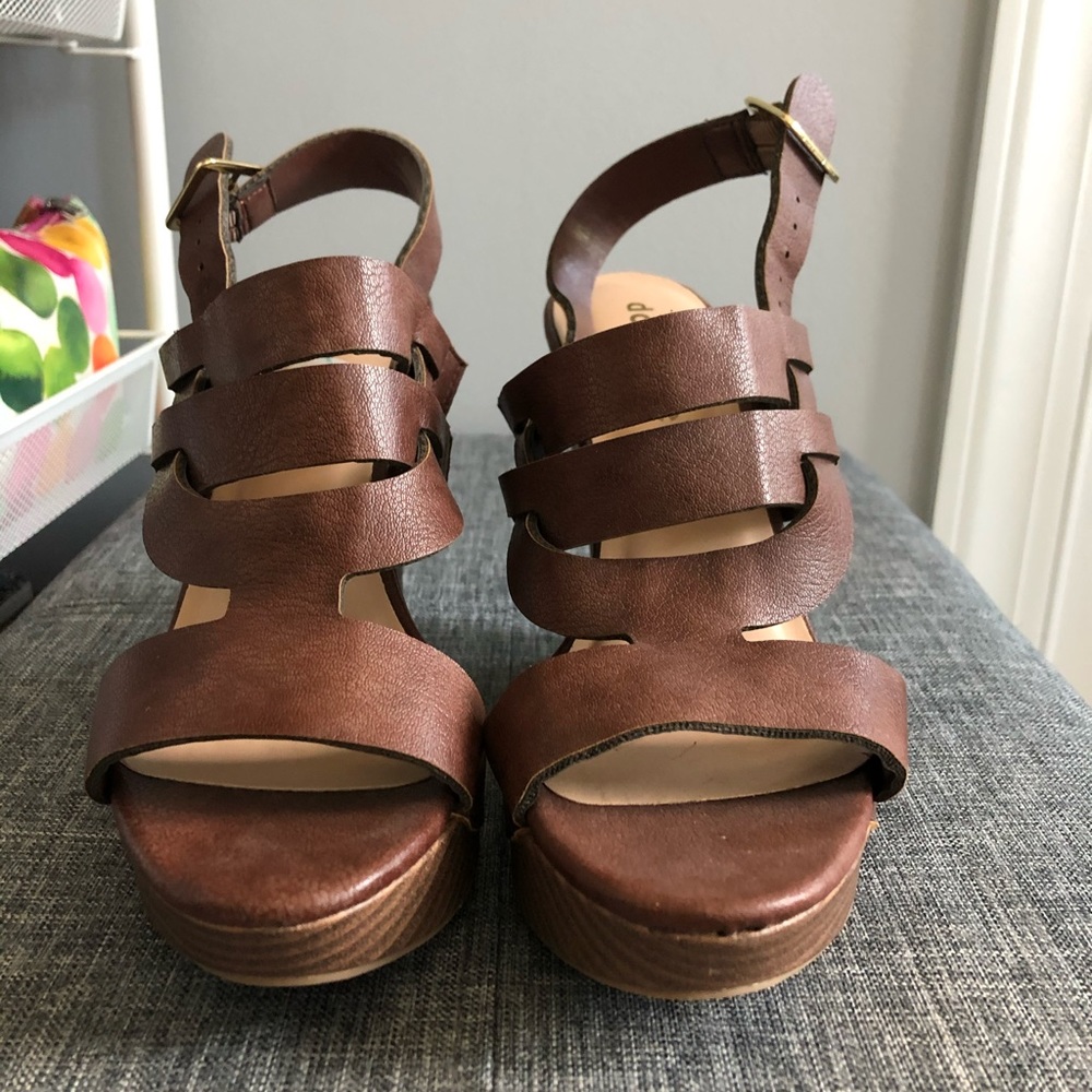 NWOT Dollhouse Brown Wedges
